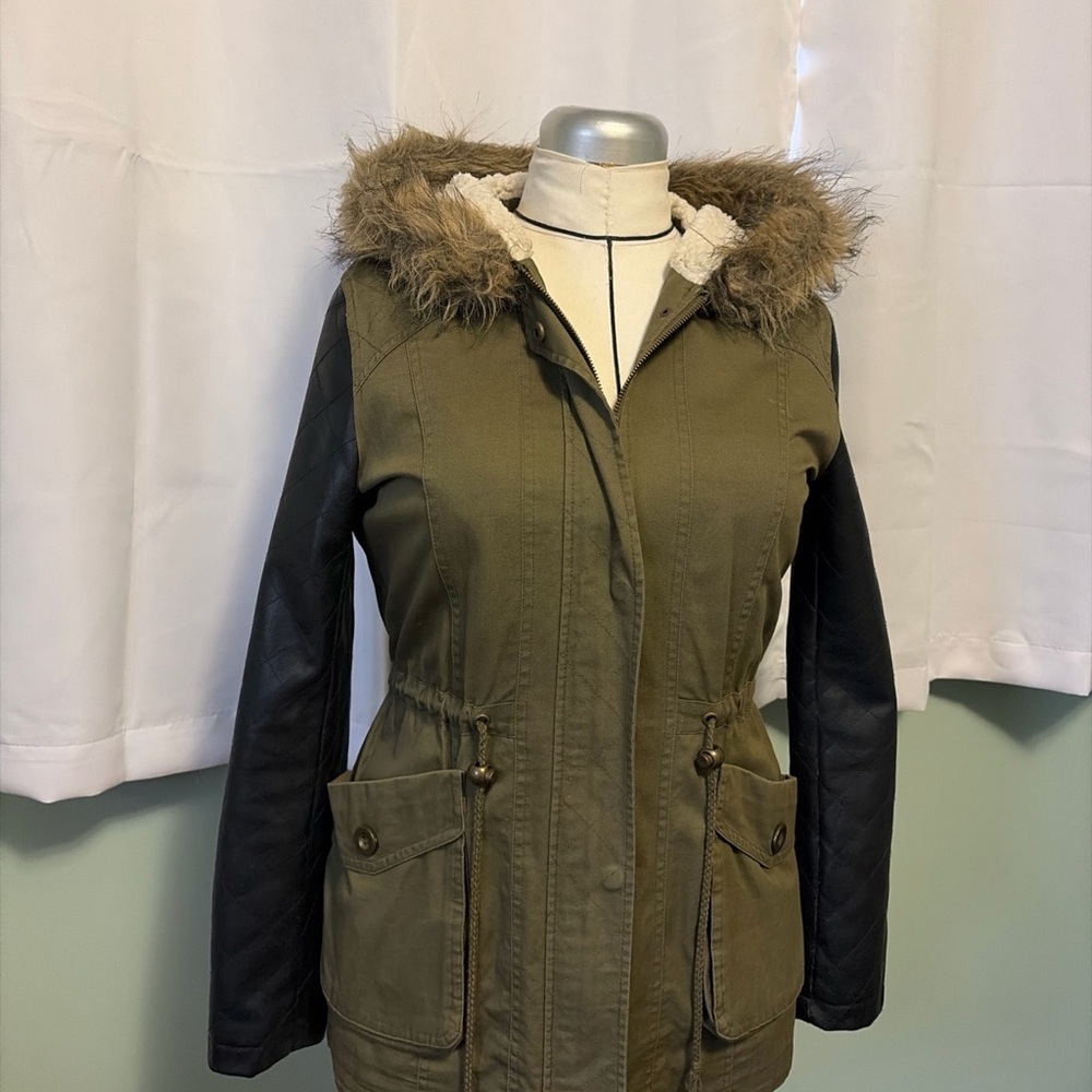 Womens Long Parka Jacket SZ M Universal Thread Olive Green Winter Coat Fur Hood